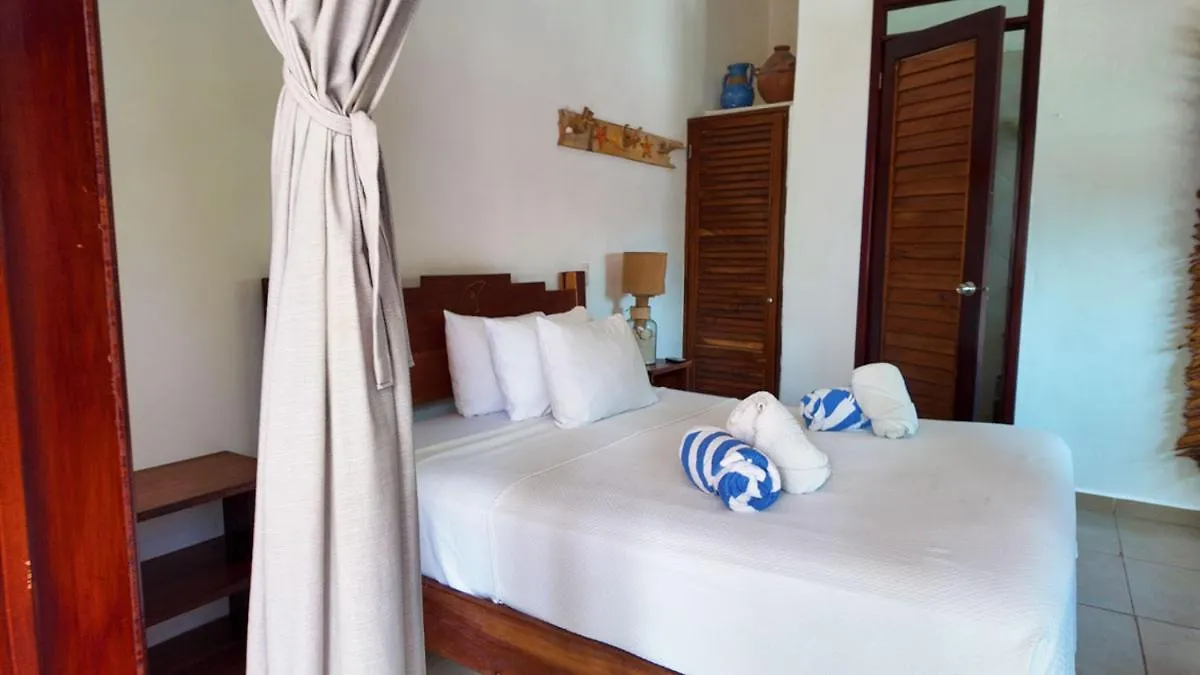 Playa Canek Beachfront Eco Hotel Тулум