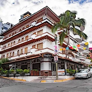 https://olas-altas-suites.hotelspuertovallarta.org